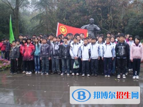 武勝縣一力中等職業(yè)學校2018年報名條件、招生對象