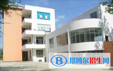 峨邊彝族自治縣民族職業(yè)高級中學2018年報名條件、招生對象