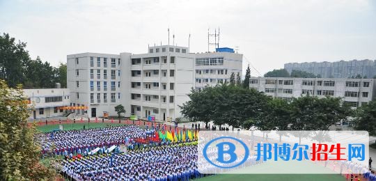 高坪區(qū)職業(yè)高級中學(xué)2018年報(bào)名條件、招生對象