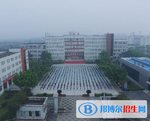 樂山市海棠職業(yè)學(xué)校2018年報名條件、招生對象