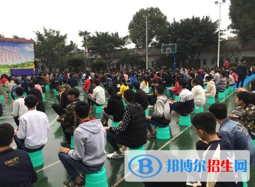 樂山市陽光中等職業(yè)技術(shù)學校2018年報名條件、招生對象