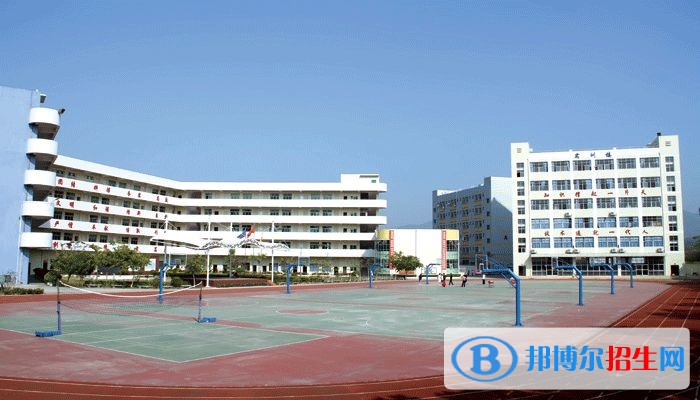 西安市技工學(xué)校2018年報(bào)名條件、招生對(duì)象