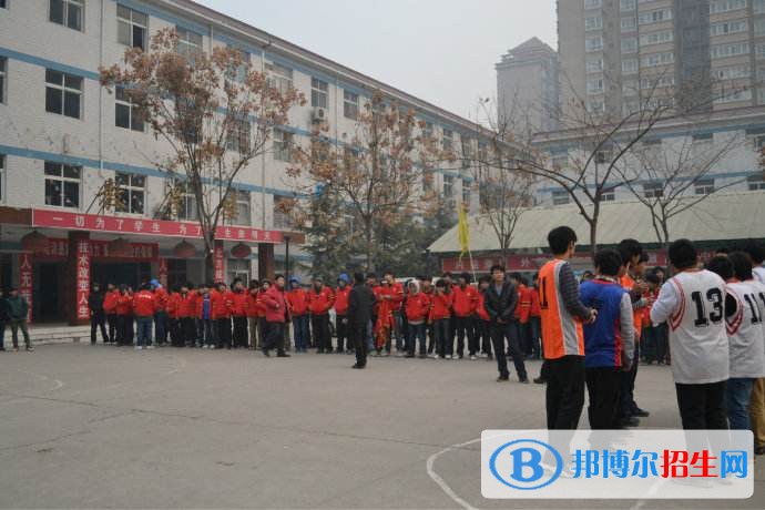 建光技工學(xué)校2018年報(bào)名條件、招生對(duì)象