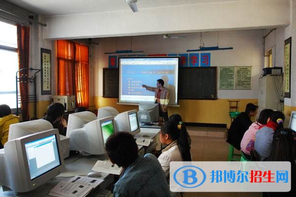 銅川煤炭基本建設(shè)技工學(xué)校招生辦聯(lián)系電話