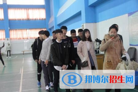 石家莊科技經(jīng)貿(mào)中等專業(yè)學校2018年報名條件、招生對象