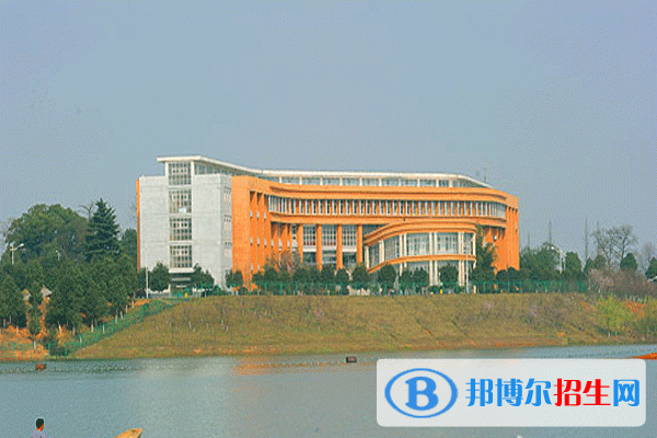 西安市涉外旅游職業(yè)學(xué)校招生辦聯(lián)系電話(huà)