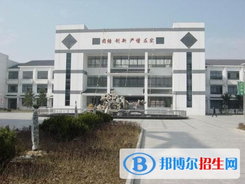秦皇島現(xiàn)代科技中等職業(yè)學(xué)校有哪些專業(yè)