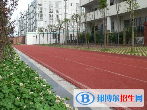 秦皇島大東職業(yè)學(xué)校2018年報(bào)名條件、招生對(duì)象
