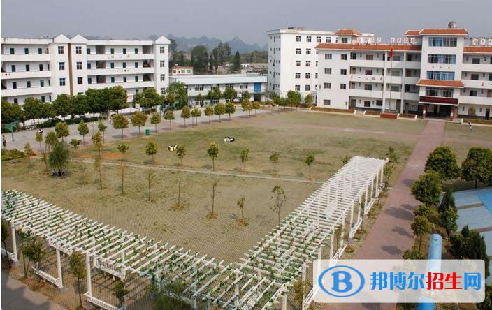 文山州民族職業(yè)技術(shù)學(xué)校2021年招生辦聯(lián)系電話