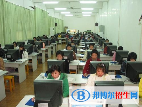 銅川市計算機專業(yè)學校2018年報名條件、招生對象