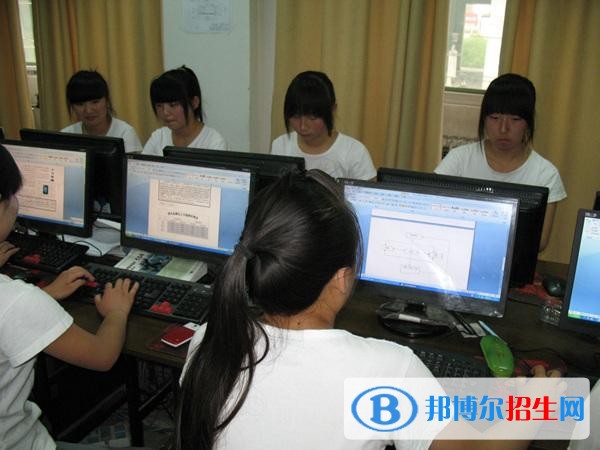 銅川市計算機專業(yè)學(xué)校招生辦聯(lián)系電話