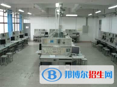 石家莊建材技工學(xué)校有哪些專業(yè)