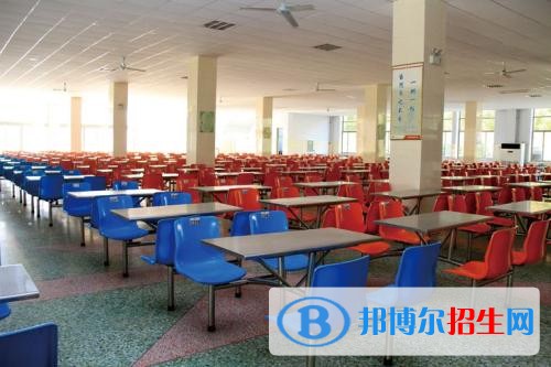 衡水東方計算機學(xué)校宿舍條件