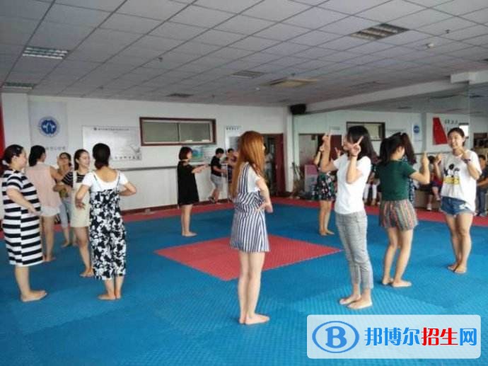 邢臺技師學(xué)院2018年報名條件、招生對象