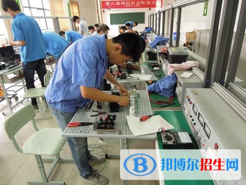 渭濱職業(yè)教育中心2018年報名條件、招生對象