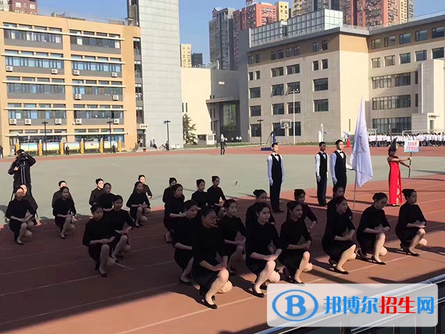 北京勁松職業(yè)高中2018年報名條件、招生對象