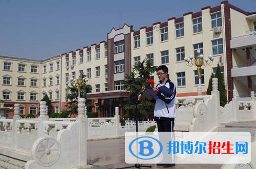 北京大興區(qū)第一職業(yè)學校招生辦聯(lián)系電話