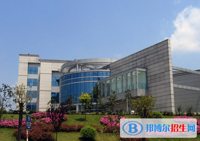陽泉工業(yè)學校招生辦聯(lián)系電話