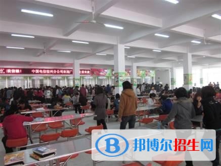 石樓縣職業(yè)中學(xué)2021年宿舍條件