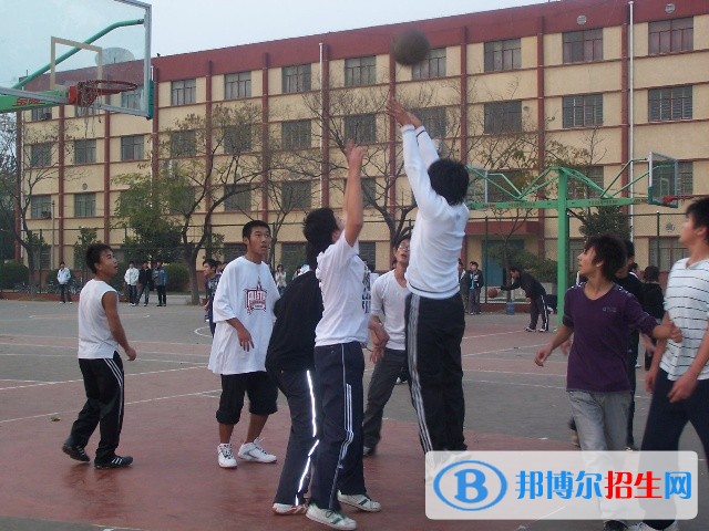 膠南職業(yè)中等專業(yè)學(xué)校2018年報(bào)名條件、招生對(duì)象