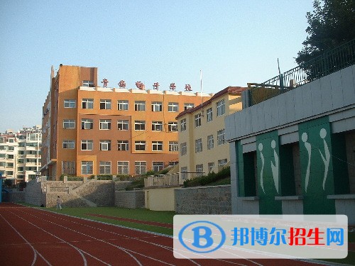 青島電子學(xué)校2018年報名條件、招生對象
