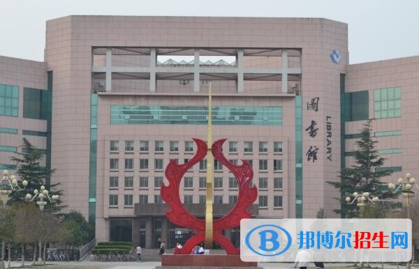 濰坊藝術(shù)學(xué)校招生辦聯(lián)系電話