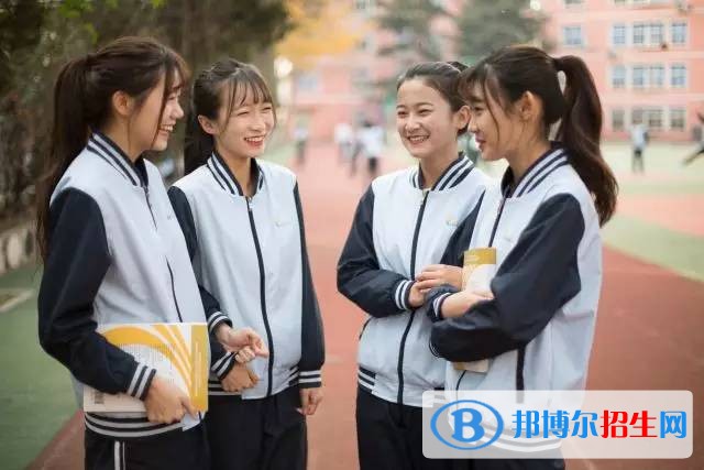 青島商務(wù)學(xué)校2018年報名條件、招生對象