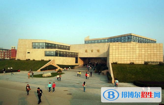 西安歐亞學(xué)院?jiǎn)握谐煽?jī)查詢時(shí)間