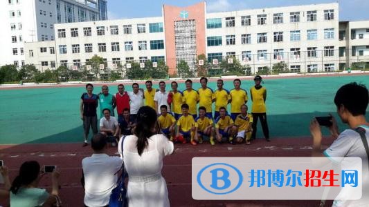貴陽(yáng)讀中專學(xué)校需要什么條件