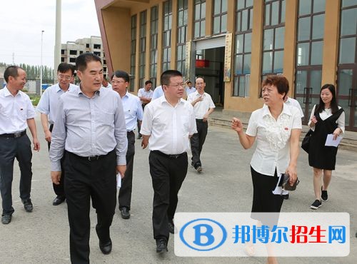 江蘇啟東職業(yè)教育中心2019年報名條件、招生對象