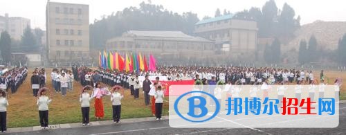 云南讀中專學(xué)?？梢钥即髮W(xué)嗎
