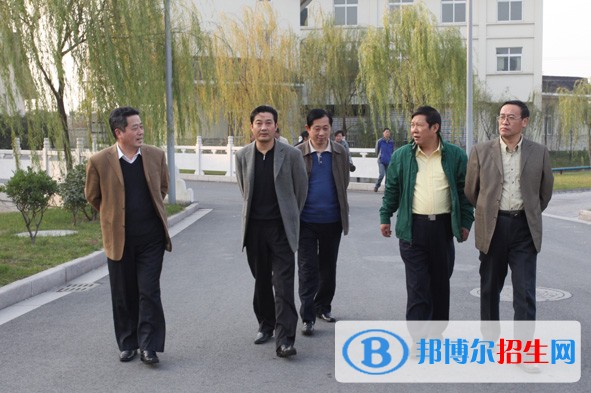 揚州技工學校2019年報名條件、招生對象