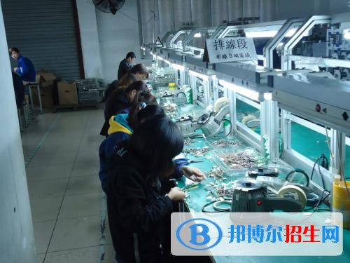 云南讀中專學校有什么專業(yè)