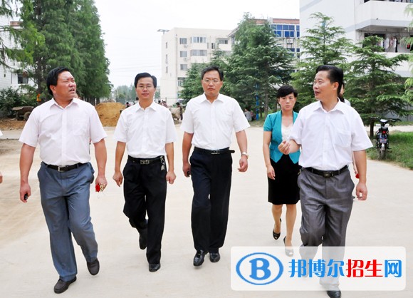 宿遷職業(yè)高級(jí)中學(xué)2019年報(bào)名條件、招生對(duì)象