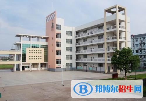 綿陽讀高中好還是讀中專學(xué)校好