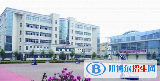 河北能源職業(yè)技術(shù)學(xué)院?jiǎn)握袌?bào)名條件