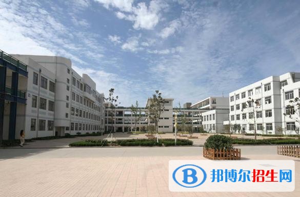 四川讀中專學(xué)校有沒(méi)有用