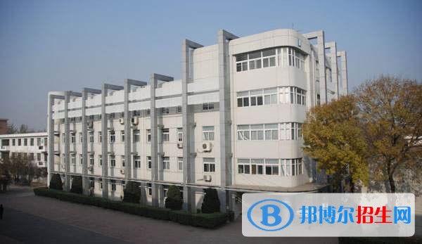 河北工藝美術(shù)職業(yè)學(xué)院?jiǎn)握袌?bào)名時(shí)間
