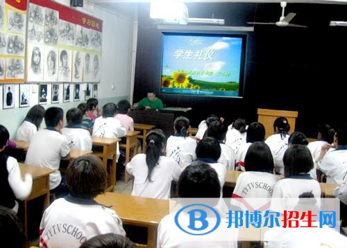 四川中專學(xué)校哪個(gè)專業(yè)比較好