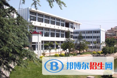 貴州讀中專學(xué)校要多少錢(qián)
