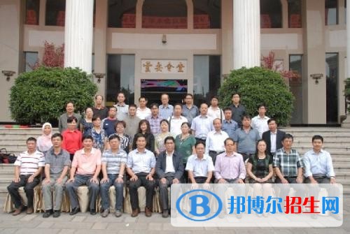 大理讀中專學(xué)校一年要多少錢