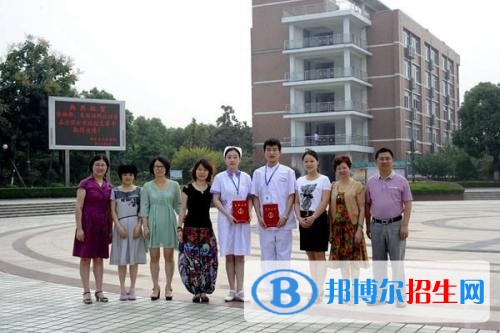 大理高中上什么中專學(xué)校好