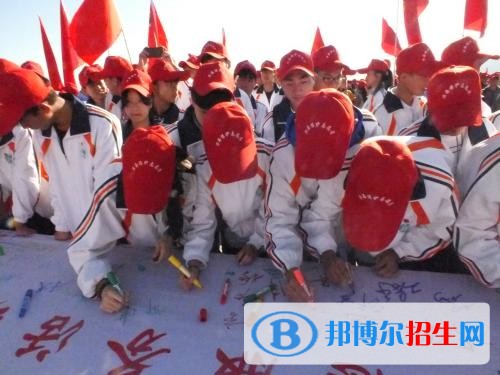 大理讀中專學(xué)校要高中畢業(yè)證嗎