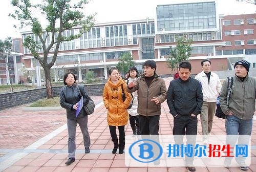遵義初中沒(méi)讀完可以讀中專學(xué)校嗎