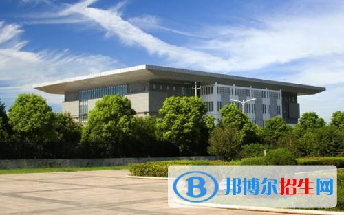 江蘇農(nóng)林職業(yè)技術(shù)學(xué)院單招報(bào)名時(shí)間