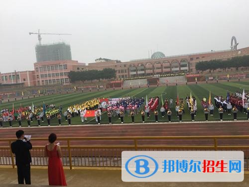 遵義讀中專學校需要什么