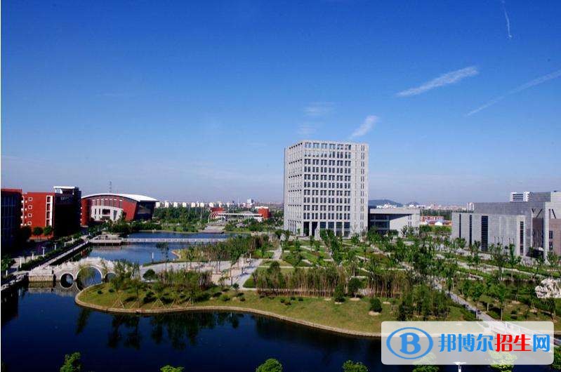 南通航運(yùn)職業(yè)技術(shù)學(xué)院?jiǎn)握袌?bào)名時(shí)間