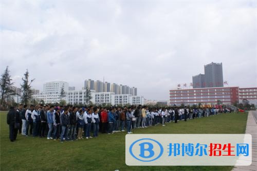 曲靖高中畢業(yè)上什么中專學(xué)校好