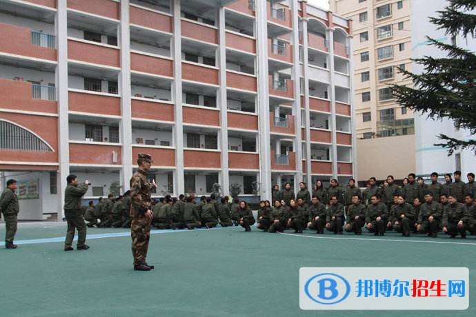 六盤水中專學校是中專嗎