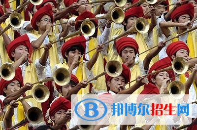 楚雄職高和中專學校哪個好